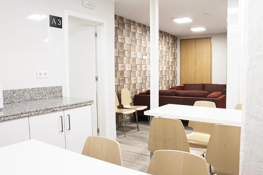 Albergue Logrono Centro Esterno foto
