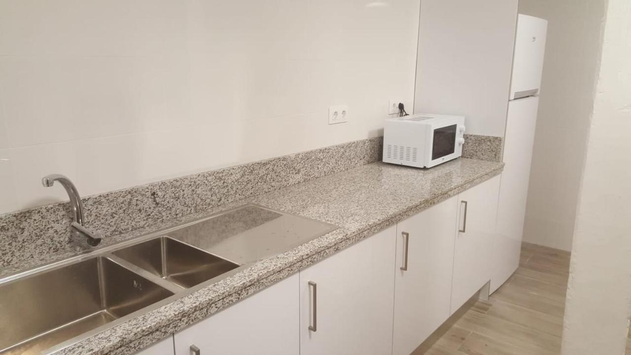 Albergue Logrono Centro Esterno foto